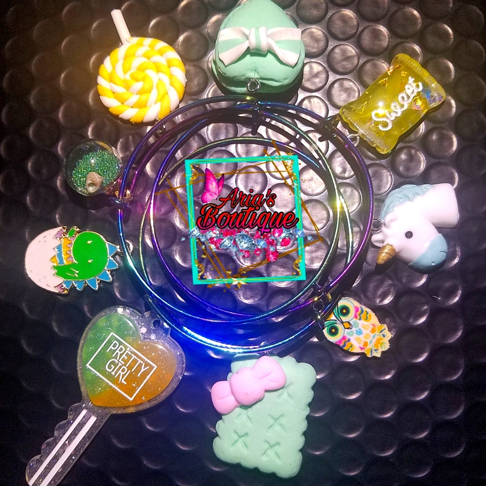 Green dino bangle set